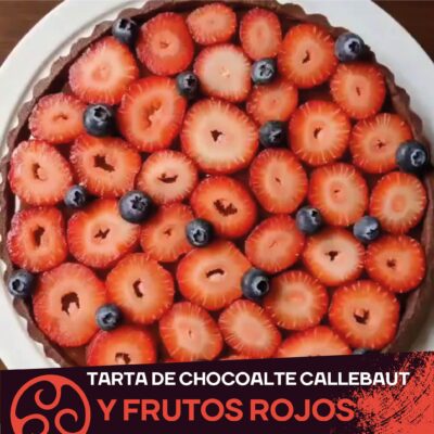 Tarta de chocolate y frutos rojos